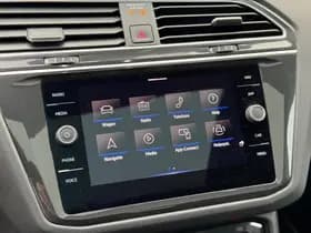 Volkswagen Tiguan thumbnail 43