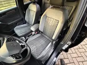 Volkswagen T-Roc thumbnail 51