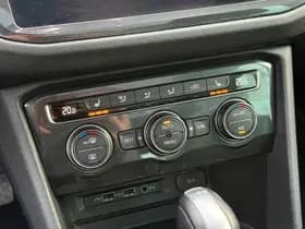 Volkswagen Tiguan thumbnail 35