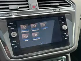 Volkswagen Tiguan thumbnail 44