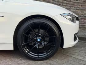 BMW 3-Serie thumbnail 11