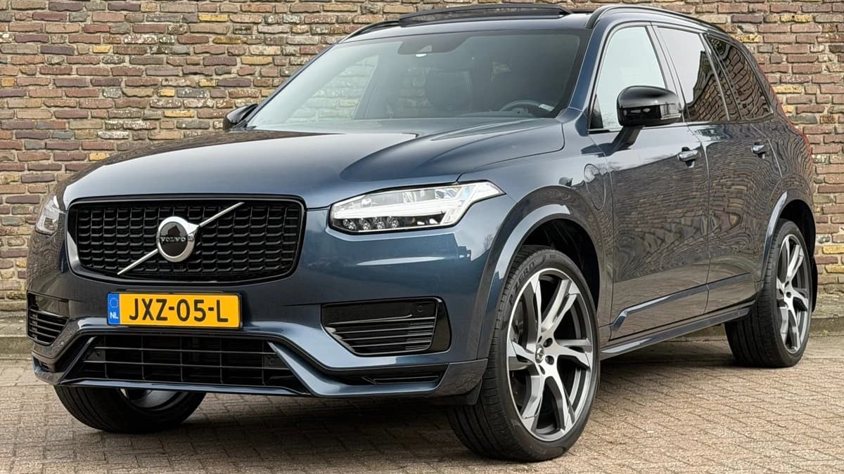 Volvo XC90 — foto 1