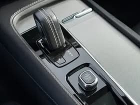 Volvo XC90 thumbnail 43