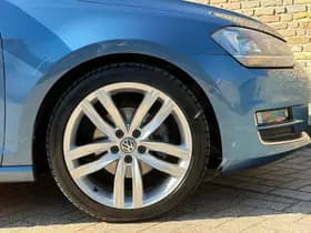 Volkswagen Golf thumbnail 11
