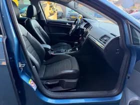 Volkswagen Golf thumbnail 17