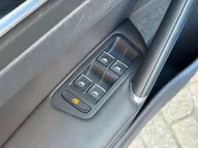 Volkswagen Golf thumbnail 23