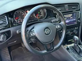 Volkswagen Golf thumbnail 29