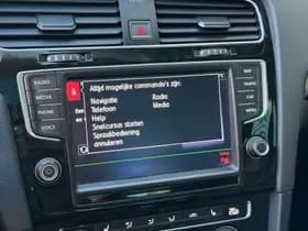 Volkswagen Golf thumbnail 37