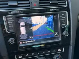 Volkswagen Golf thumbnail 39