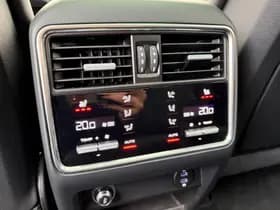 Porsche Cayenne thumbnail 24