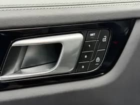 Porsche Cayenne thumbnail 36
