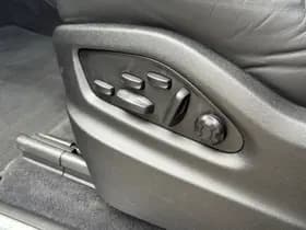 Porsche Cayenne thumbnail 37