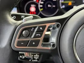 Porsche Cayenne thumbnail 44