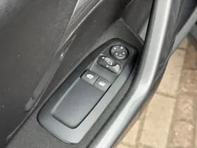 Peugeot 2008 thumbnail 21