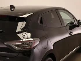 Renault Clio thumbnail 36