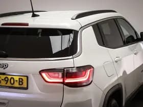 Jeep Compass thumbnail 25