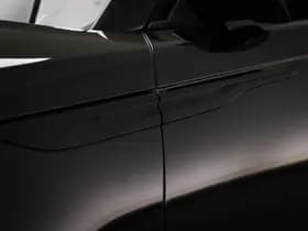Land Rover Range Rover Velar thumbnail 23