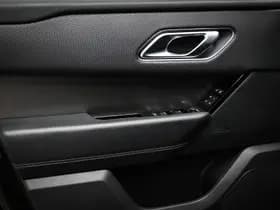 Land Rover Range Rover Velar thumbnail 30