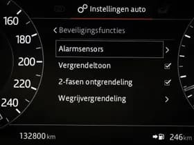 Land Rover Range Rover Velar thumbnail 39