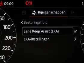 Land Rover Range Rover Velar thumbnail 42