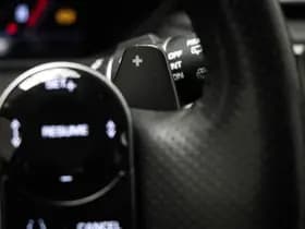 Land Rover Range Rover Velar thumbnail 43