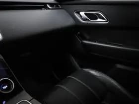 Land Rover Range Rover Velar thumbnail 45