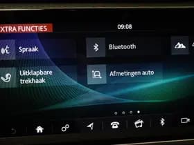 Land Rover Range Rover Velar thumbnail 7