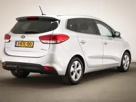 Kia Carens thumbnail 2