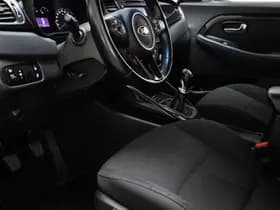 Kia Carens thumbnail 26