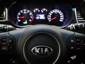 Kia Carens thumbnail 30