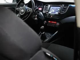Kia Carens thumbnail 9