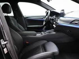 BMW 5-Serie thumbnail 4
