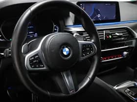 BMW 5-Serie thumbnail 37
