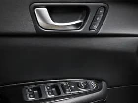 Kia Optima thumbnail 25
