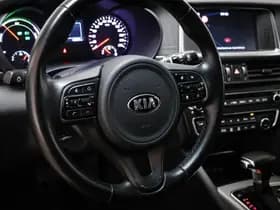 Kia Optima thumbnail 30