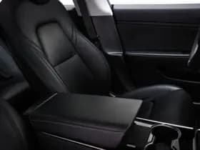 Tesla Model 3 thumbnail 11