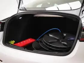 Tesla Model 3 thumbnail 15