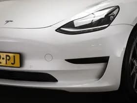 Tesla Model 3 thumbnail 18