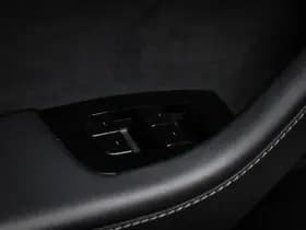 Tesla Model 3 thumbnail 28