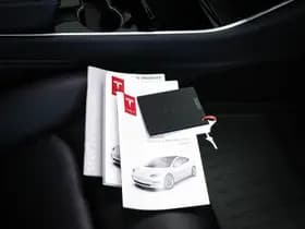 Tesla Model 3 thumbnail 44
