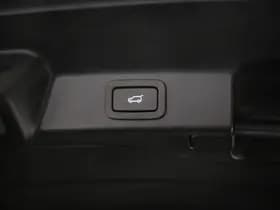 Jaguar F-Pace thumbnail 17