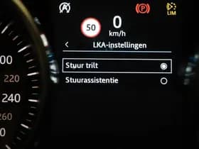 Jaguar F-Pace thumbnail 41