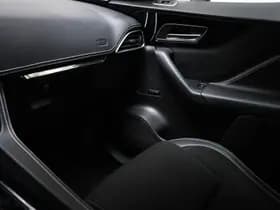 Jaguar F-Pace thumbnail 44
