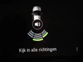 Renault Clio thumbnail 6