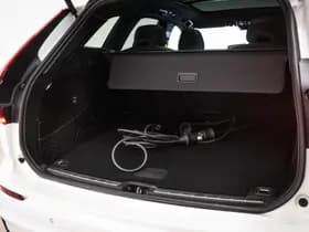 Volvo XC60 thumbnail 32