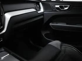 Volvo XC60 thumbnail 42