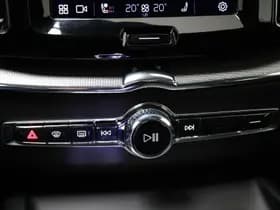 Volvo XC60 thumbnail 45