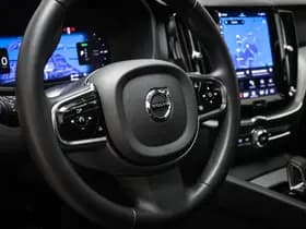 Volvo XC60 thumbnail 39