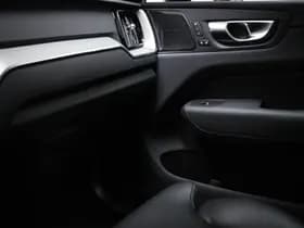 Volvo XC60 thumbnail 41