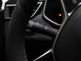 Renault Clio thumbnail 33